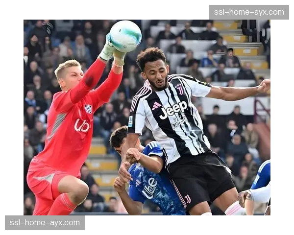 国米1-0绝杀AC米兰赢下德比,恰尔汗奥卢点射弑旧主 国米1-0绝杀AC米兰赢下德比,恰尔汗奥卢点射弑旧主